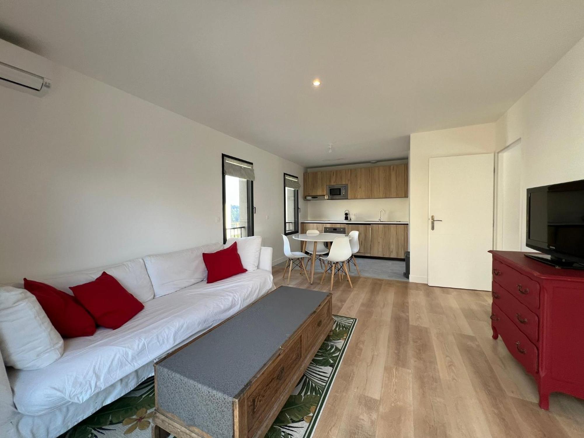 Bel Appartement Proche De Cannes 발로리스 외부 사진